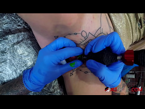 ❤️ Sully Savage mai tsananin jarfa ta yi tattoo a kan kwarin ta ️  a batsa% ha.tvmarket.top